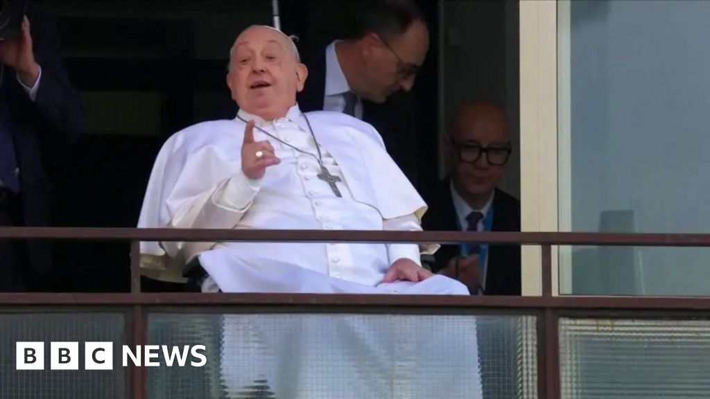 Pope Francis makes first appearance from Rome hospital news