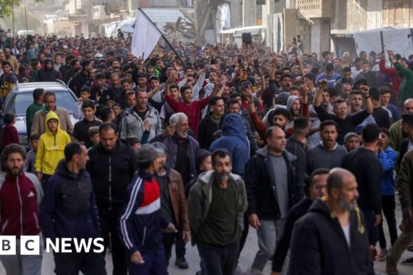 Hundreds join largest anti-Hamas protest since Gaza war began